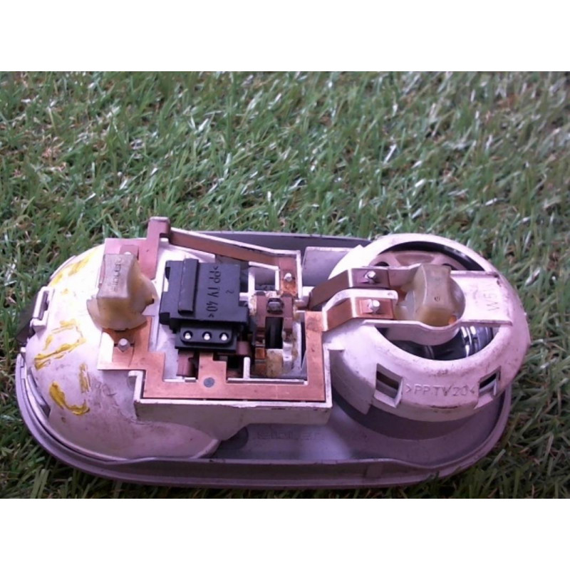 Eclairage de plafonnier RENAULT CLIO II PHASE 2 d’occasion