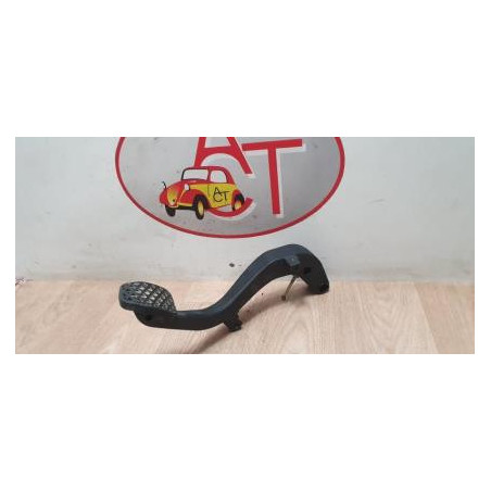 Pedalier d'embrayage BMW SERIE 1 E87 PHASE 1 d’occasion
