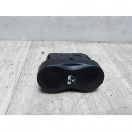 Interrupteur de leve vitre avant gauche DACIA DUSTER 1 PHASE 1 d’occasion