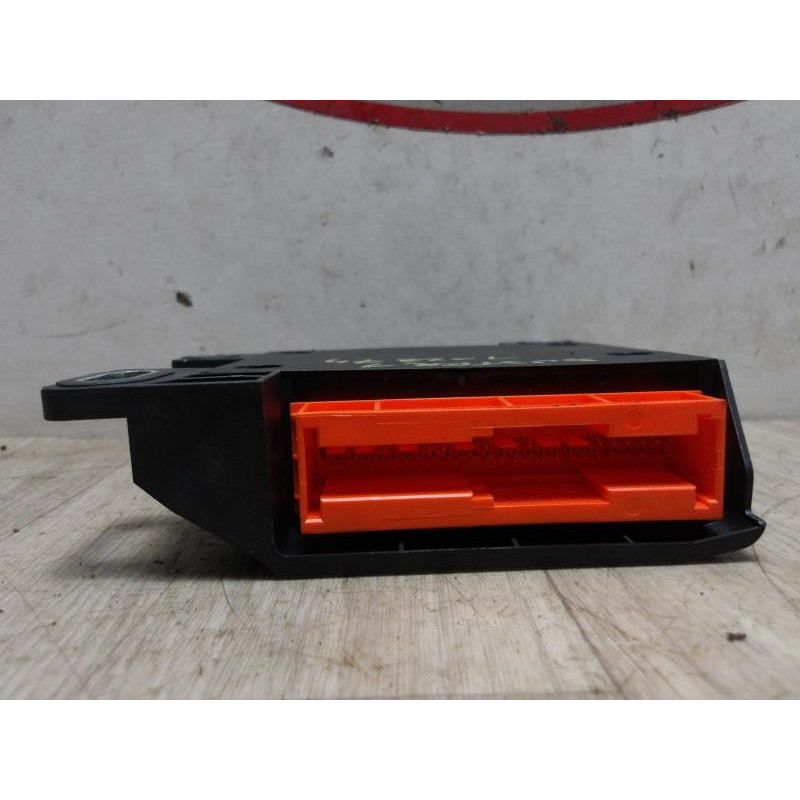 Boitier air bag DACIA DUSTER 1 PHASE 1 d’occasion