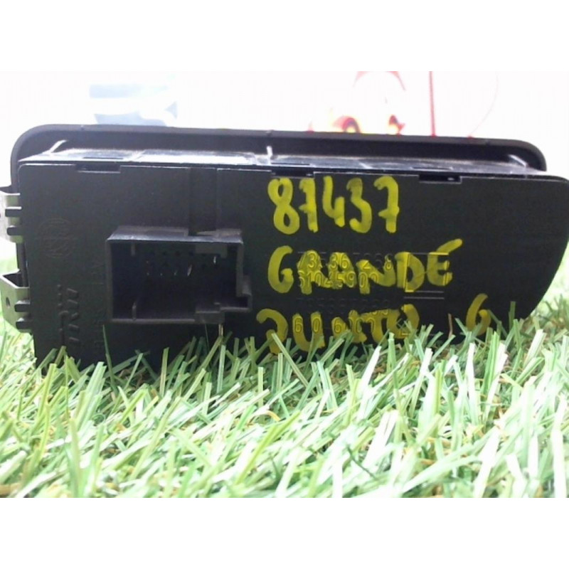 Bouton/Interrupteur FIAT PUNTO III GRANDE PUNTO d’occasion