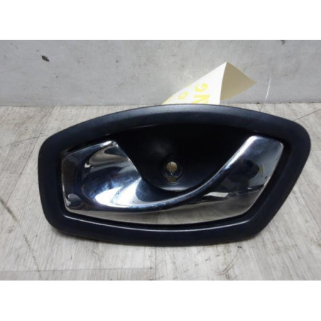 Poignee interieur avant gauche RENAULT CLIO 4 PHASE 1 d’occasion