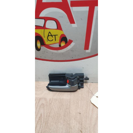 Poignee interieur arriere droit SUZUKI ALTO 3 d’occasion