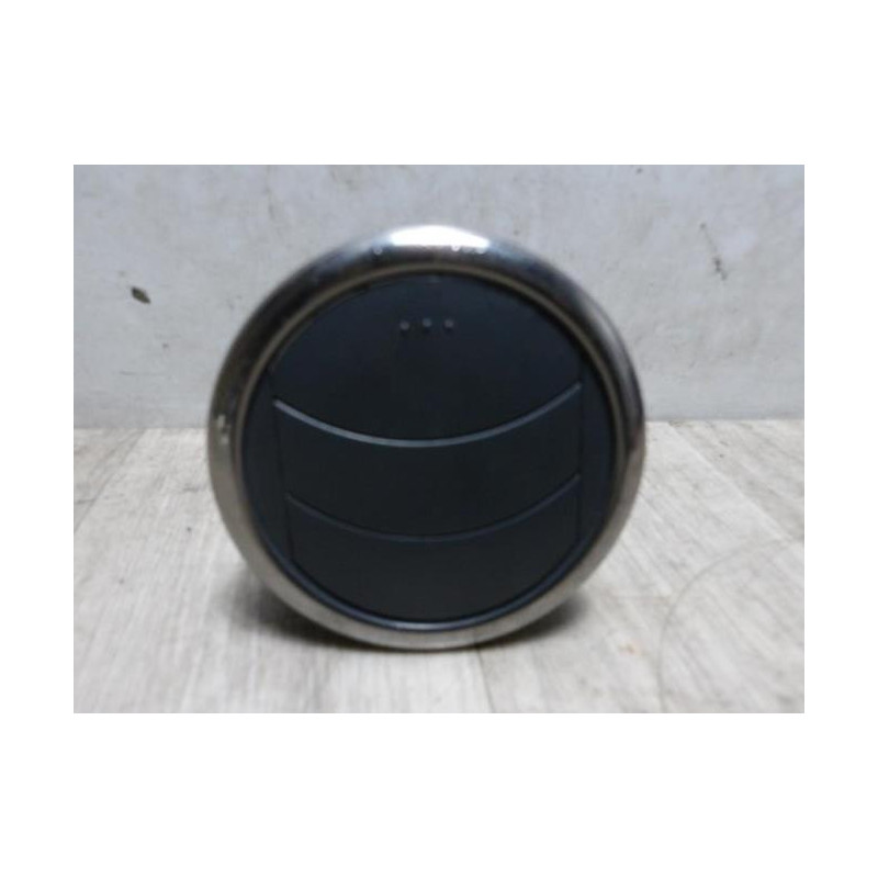 Aerateur tableau de bord avant gauche SUZUKI SX4 1 d’occasion