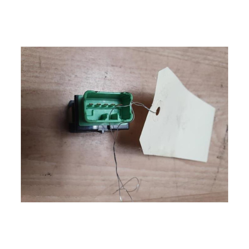 Commande anti brouillard arriere SUZUKI SX4 1 d’occasion