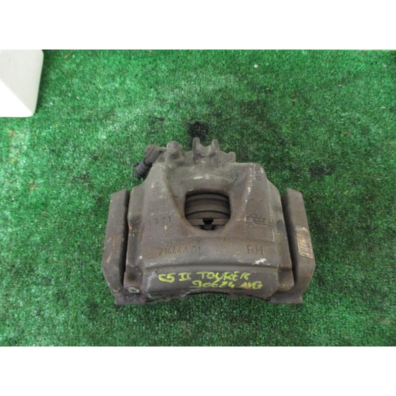Etrier avant gauche (freinage) CITROEN C5 II TOURER d’occasion