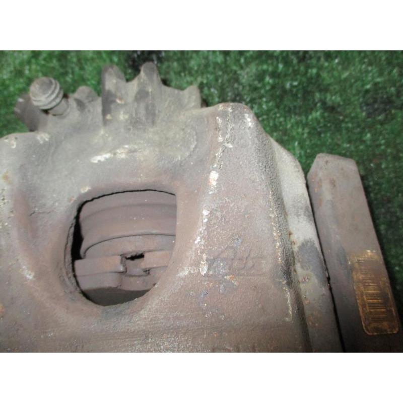 Etrier avant gauche (freinage) CITROEN C5 II TOURER d’occasion