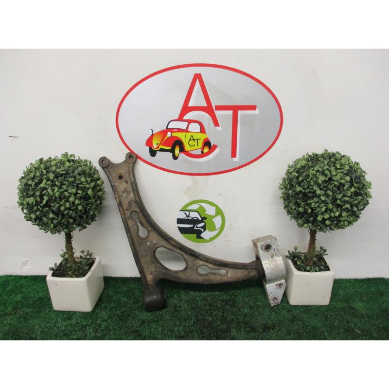 Triangle avant droit VOLKSWAGEN TOURAN PHASE 1 d’occasion
