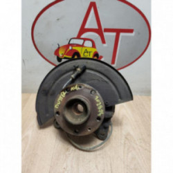 Fusee avant gauche DACIA DUSTER 1 PHASE 1 d’occasion