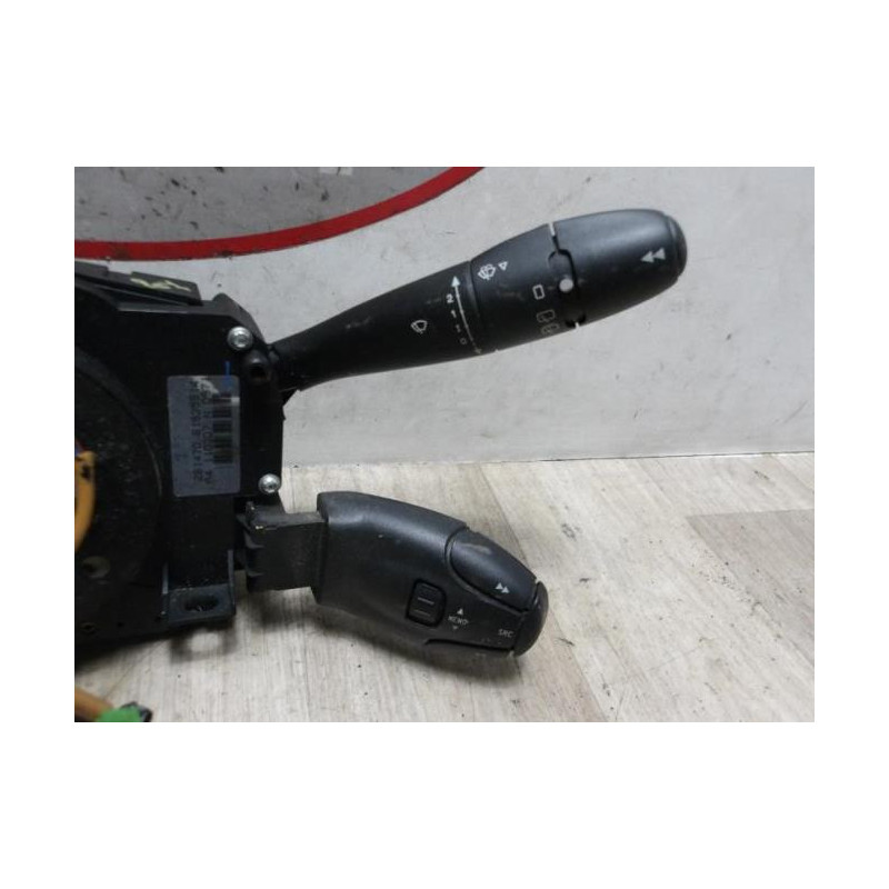 Com (Bloc Contacteur Tournant+Commodo Essuie Glace+Commodo Phare) PEUGEOT 207 PHASE 1 d’occasion