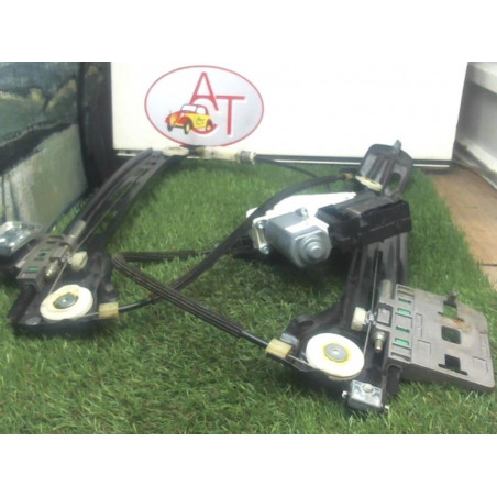 Leve vitre electrique avant droit VOLKSWAGEN PASSAT VI (3C2/362) d’occasion