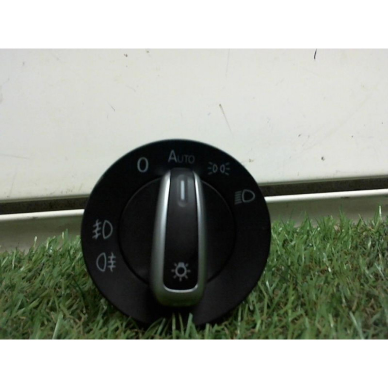 Commande de phare VOLKSWAGEN PASSAT VI (3C2/362) d’occasion
