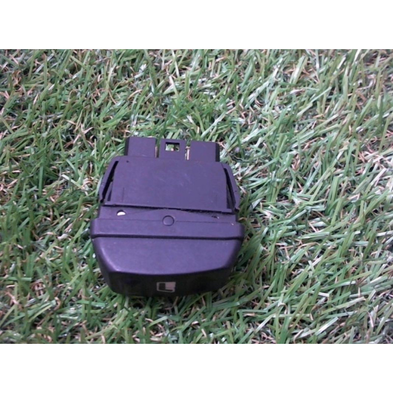 Interrupteur de leve vitre avant droit CITROEN XSARA PICASSO PHASE 1 d’occasion