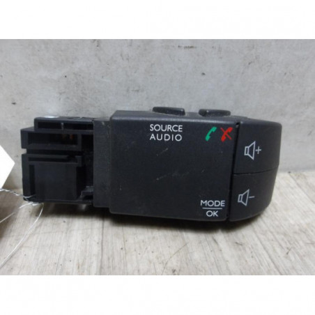 Commande autoradio RENAULT CLIO 4 PHASE 1 d’occasion