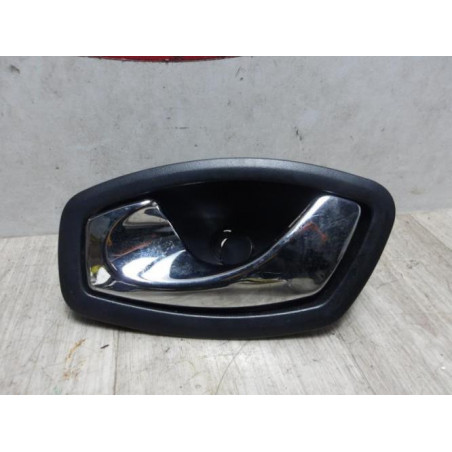 Poignee interieur avant gauche RENAULT CLIO 4 PHASE 1 d’occasion