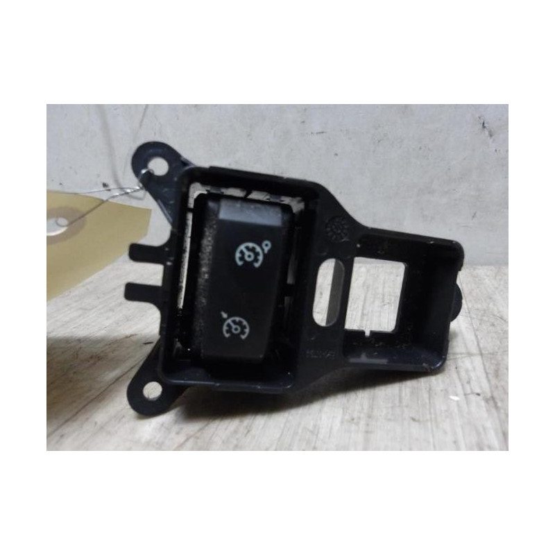 Commande regulateur vitesse RENAULT CLIO 4 PHASE 1 d’occasion