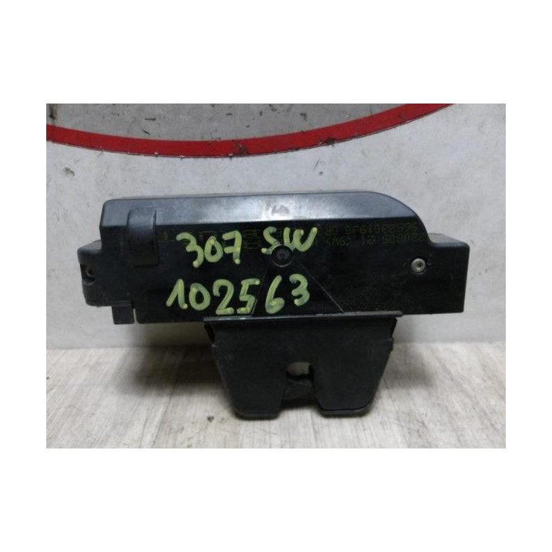 Serrure de hayon PEUGEOT 307 PHASE 2 BREAK d’occasion