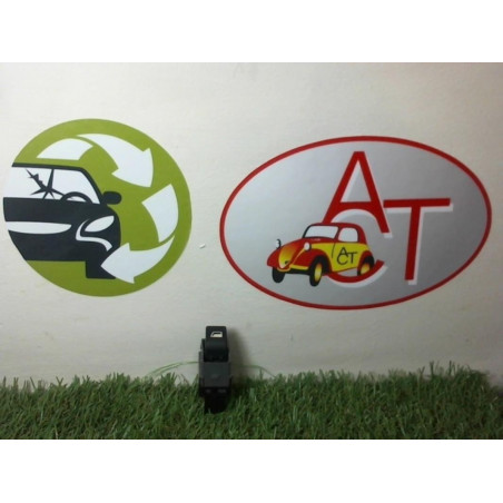 Interrupteur de leve vitre avant droit PEUGEOT 307 PHASE 2 d’occasion