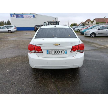 Poignee d'ouverture de capot CHEVROLET CRUZE PHASE 2 d’occasion