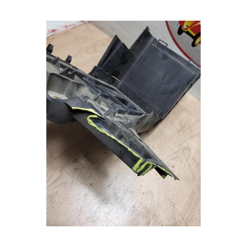 Coffre à batterie VOLKSWAGEN PASSAT 5 d’occasion