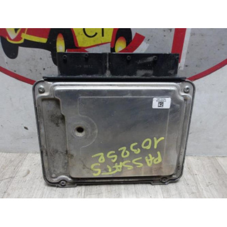 Calculateur moteur VOLKSWAGEN PASSAT 5 d’occasion