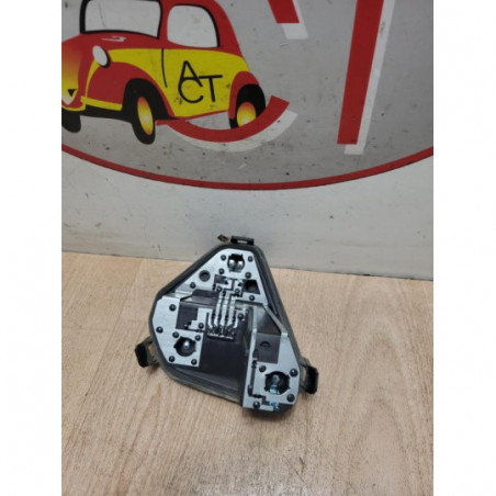 Platine feu arriere gauche RENAULT CLIO 3 PHASE 1 BREAK d’occasion