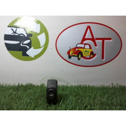 Interrupteur de leve vitre avant droit RENAULT CLIO II PHASE 1 d’occasion