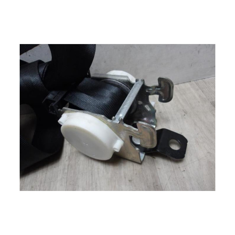 Ceinture arriere centrale PEUGEOT 5008 1 PHASE 1 d’occasion