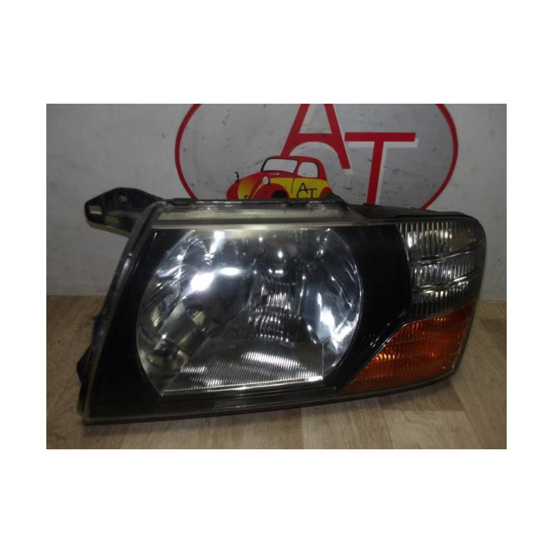 Optique avant principal gauche (feux)(phare) MITSUBISHI PAJERO 3 PHASE 1 d’occasion