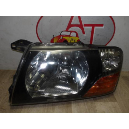 Optique avant principal gauche (feux)(phare) MITSUBISHI PAJERO 3 PHASE 1 d’occasion
