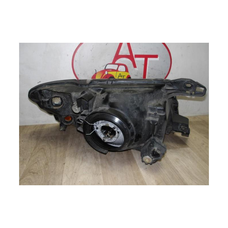 Optique avant principal gauche (feux)(phare) MITSUBISHI PAJERO 3 PHASE 1 d’occasion