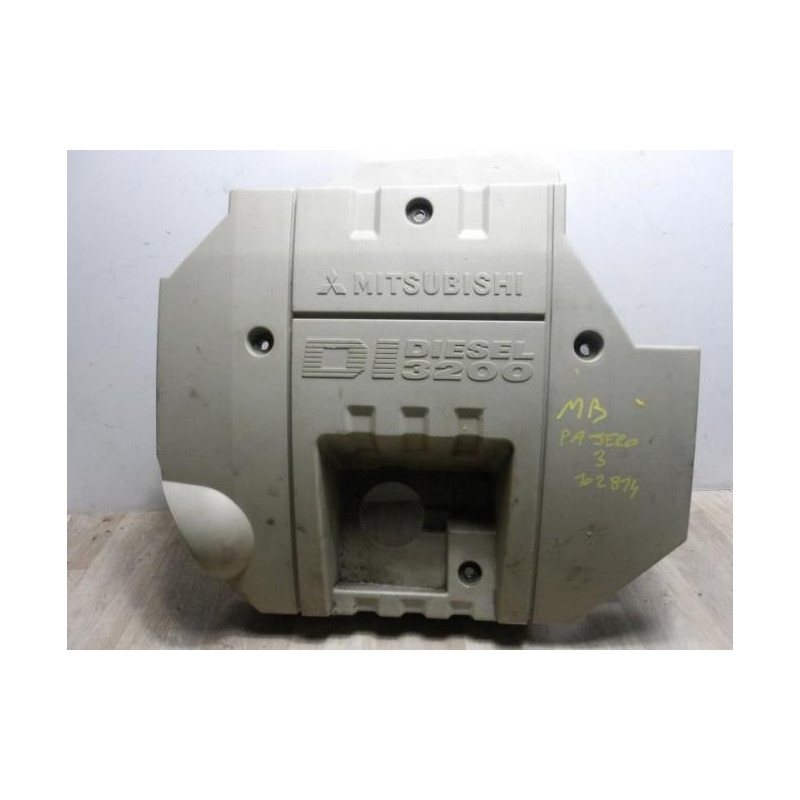 Cache moteur  MITSUBISHI PAJERO 3 PHASE 1 d’occasion
