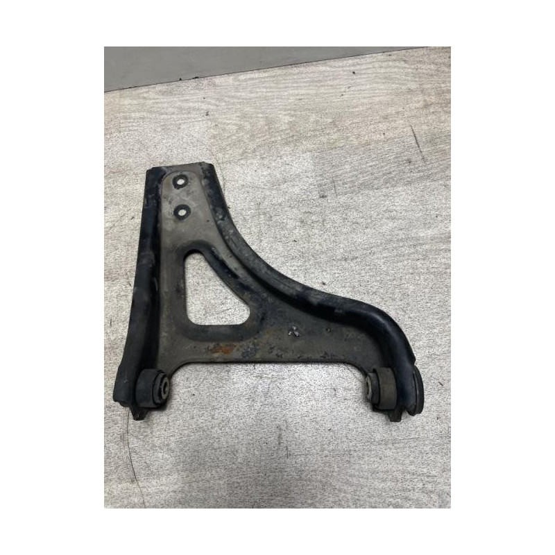 Triangle avant droit RENAULT TWINGO 1 PHASE 3 d’occasion