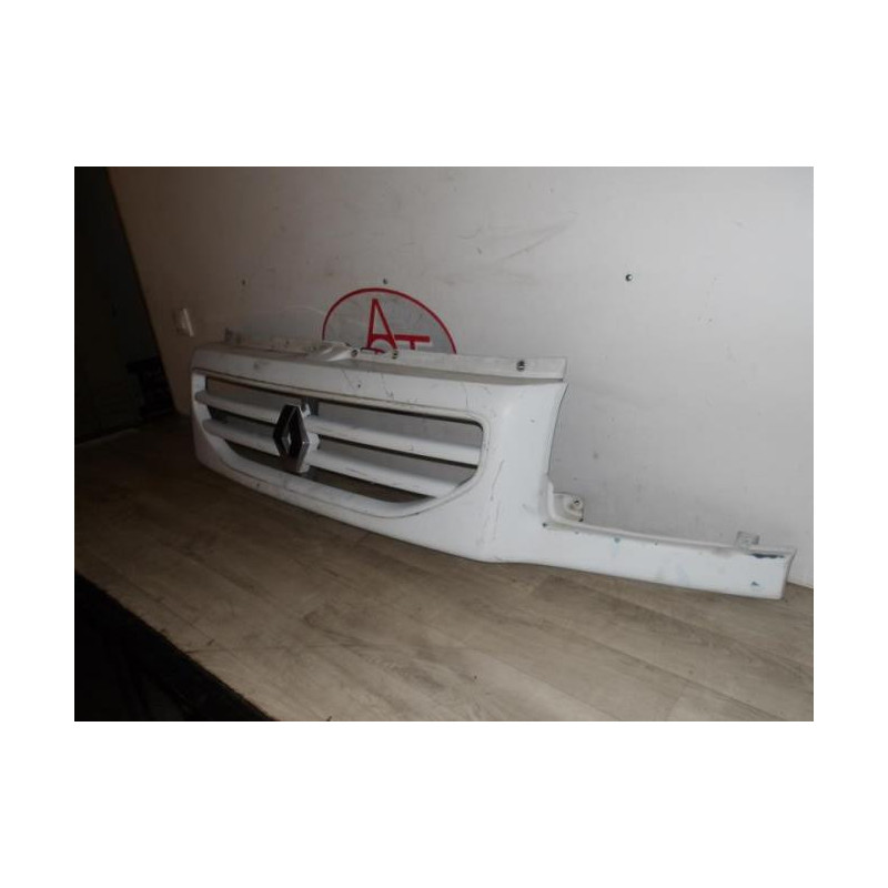 Calandre RENAULT  d’occasion