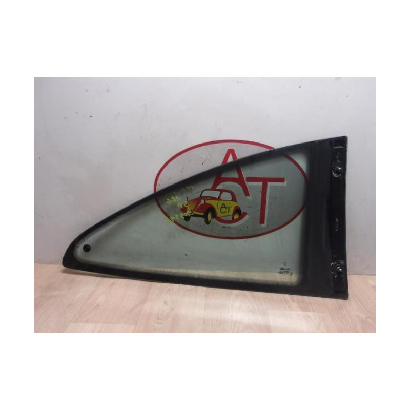 Custode arriere gauche PEUGEOT 406 COUPE d’occasion