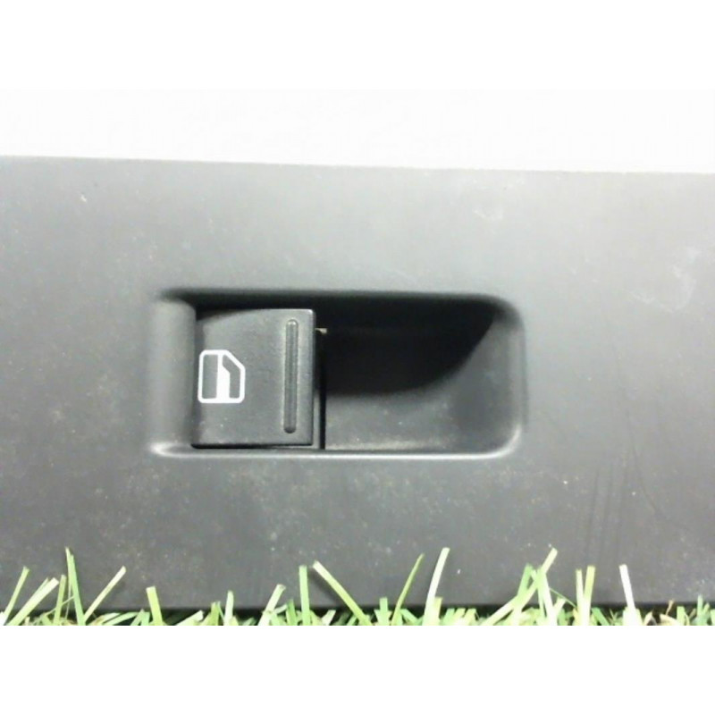 Interrupteur de leve vitre avant droit VOLKSWAGEN PASSAT VI (3C2/362) d’occasion