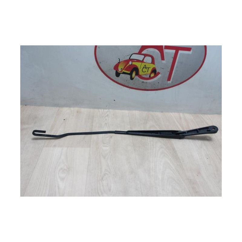 Bras essuie glace avant droit SKODA FABIA 1 PHASE 1 d’occasion