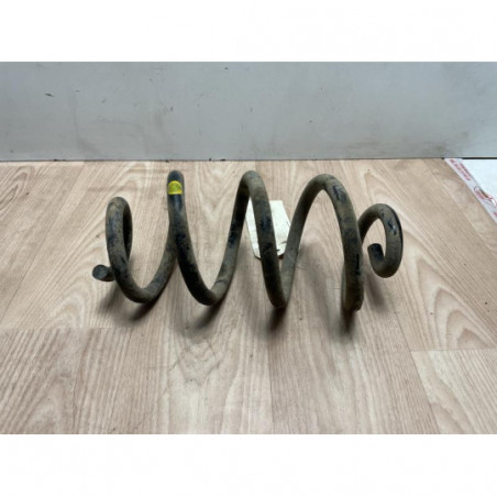 Ressort de suspension arriere droit NISSAN X-TRAIL 2 PHASE 1 d’occasion