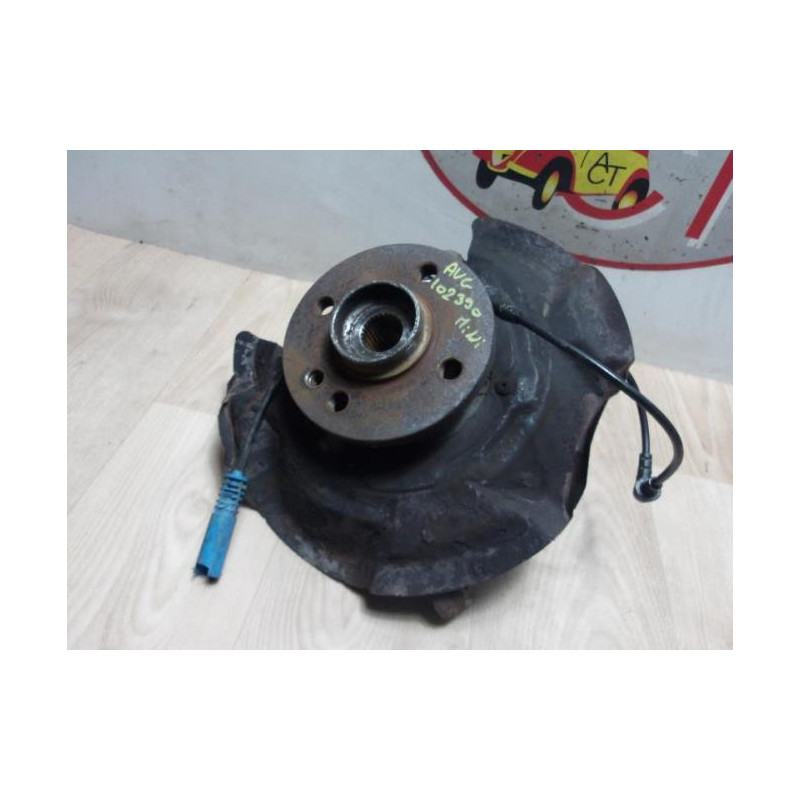 Fusee avant gauche MINI MINI 2 R56 PHASE 2 d’occasion