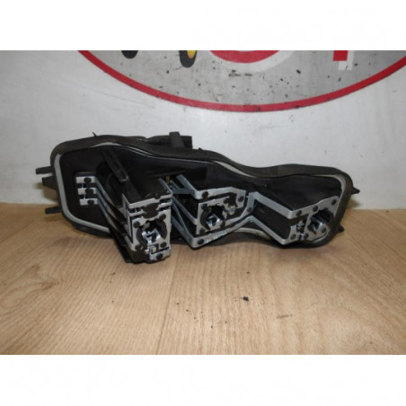Platine feu arriere gauche RENAULT SCENIC 2 PHASE 2 d’occasion