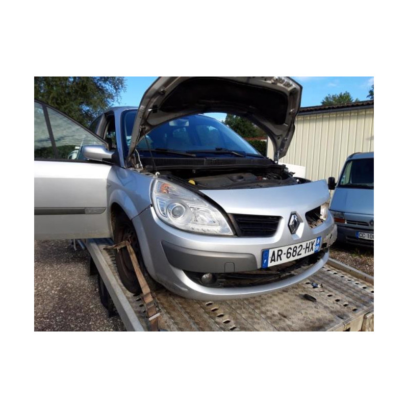 Platine feu arriere gauche RENAULT SCENIC 2 PHASE 2 d’occasion