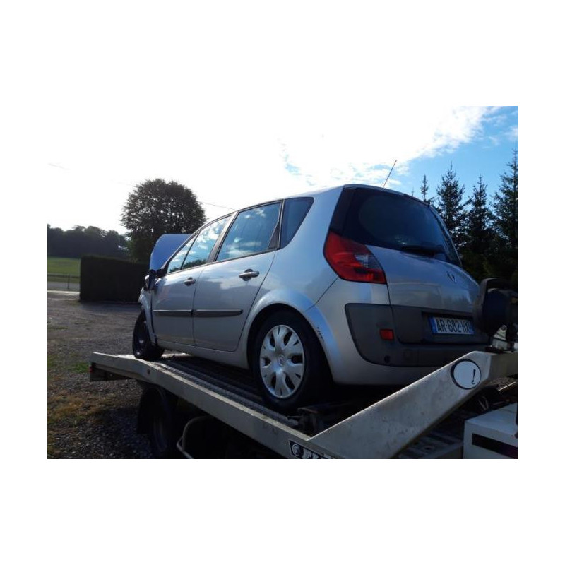Platine feu arriere gauche RENAULT SCENIC 2 PHASE 2 d’occasion
