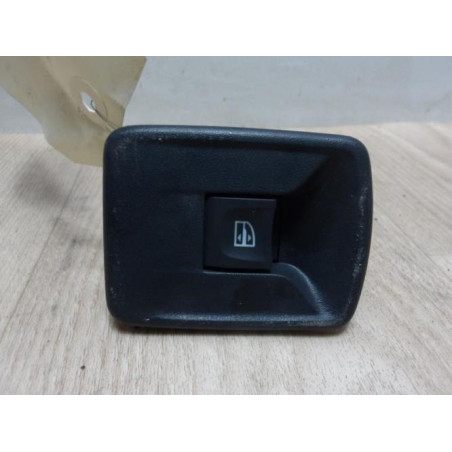 Interrupteur de leve vitre avant droit DACIA LODGY PHASE 2 d’occasion