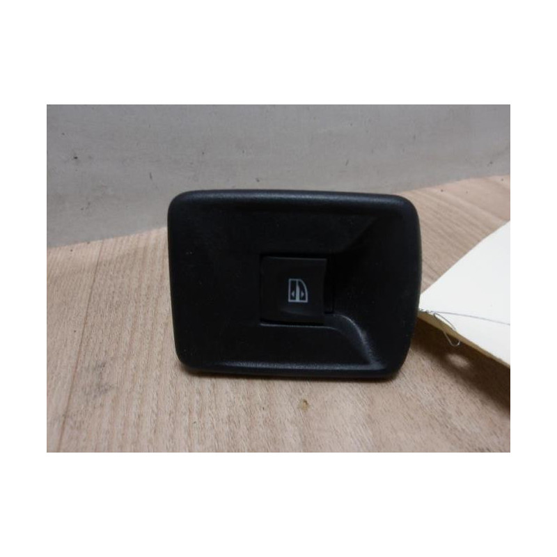 Interrupteur de leve vitre arriere droit DACIA LODGY PHASE 2 d’occasion