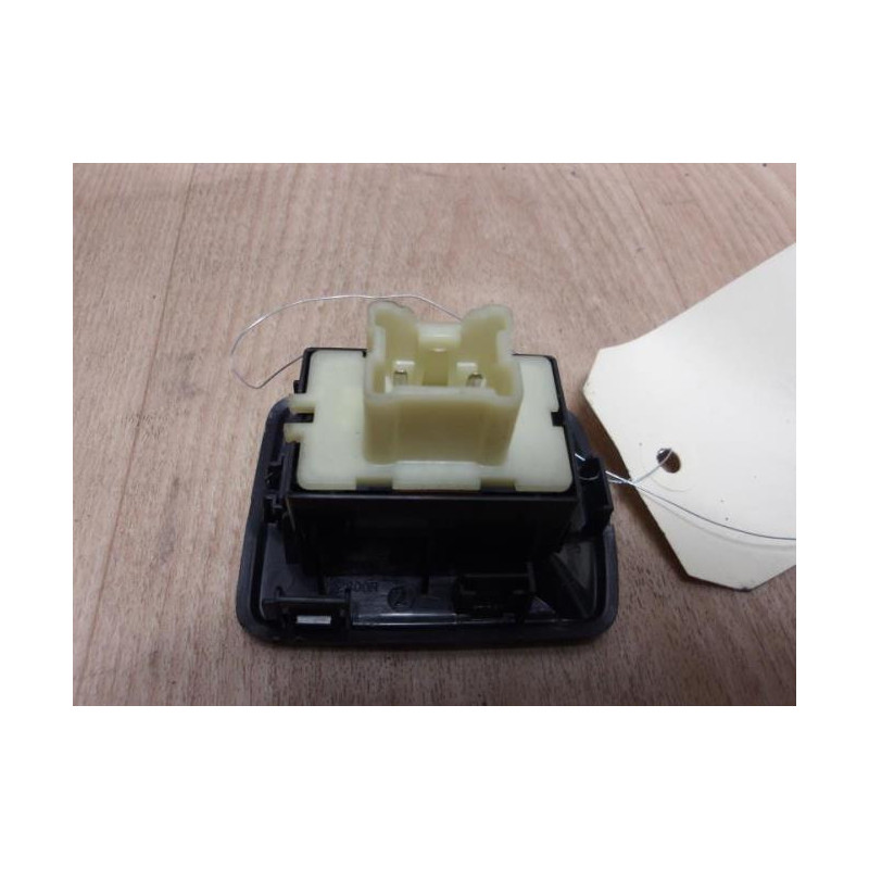 Interrupteur de leve vitre arriere droit DACIA LODGY PHASE 2 d’occasion