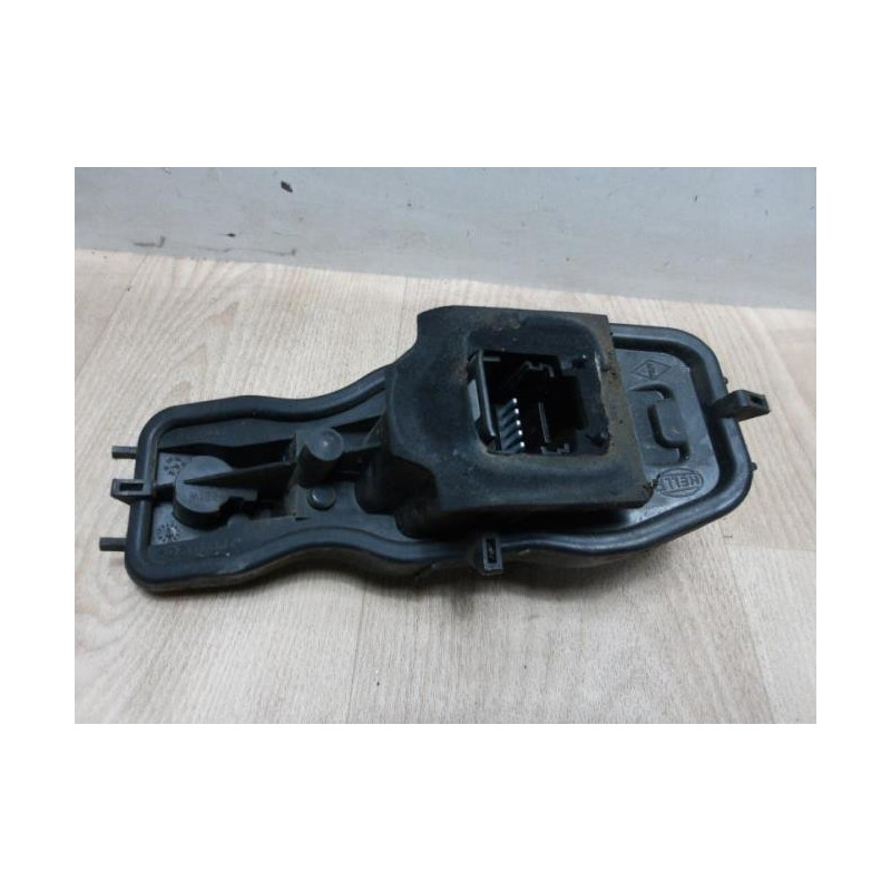 Platine feu arriere droit RENAULT SCENIC 2 PHASE 2 d’occasion