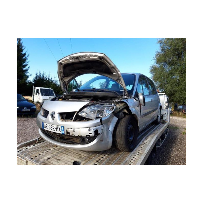 Platine feu arriere droit RENAULT SCENIC 2 PHASE 2 d’occasion