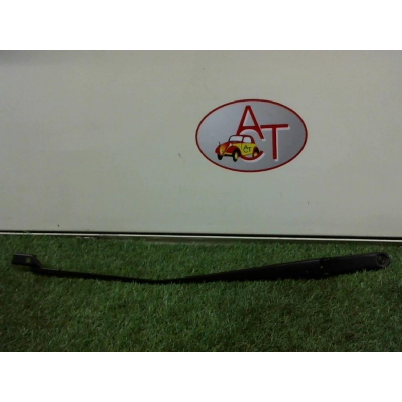 Bras essuie glace avant droit VOLKSWAGEN PASSAT VI (3C2/362) d’occasion