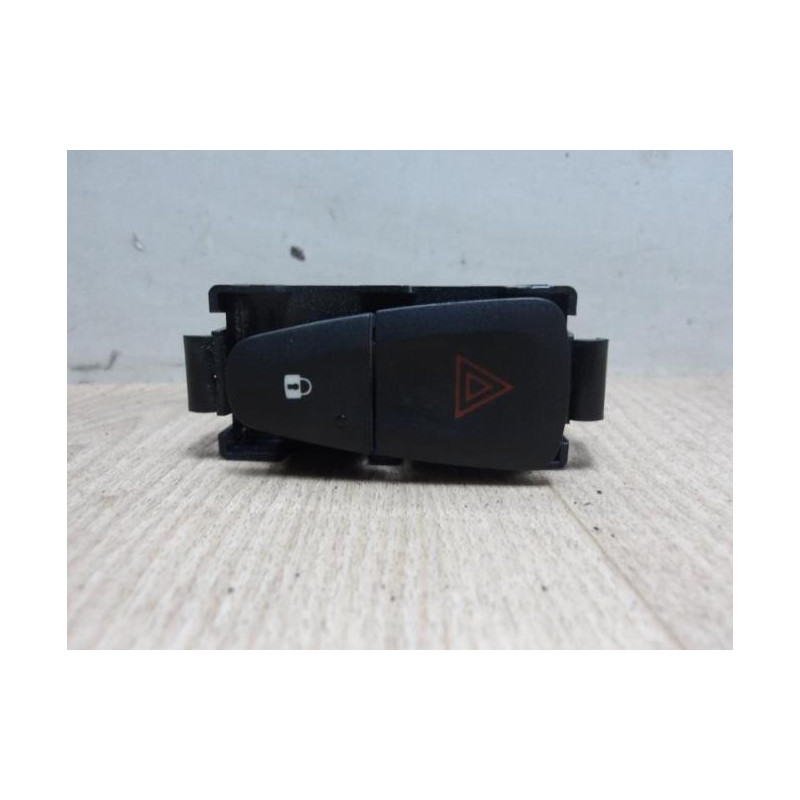 Bouton de warning DACIA LODGY PHASE 2 d’occasion