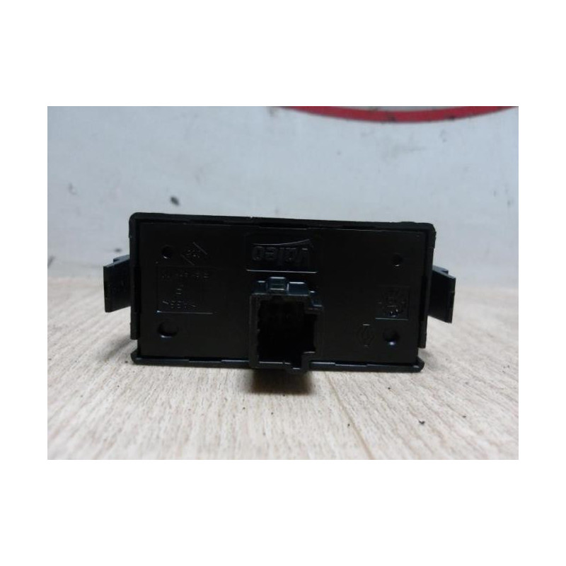 Bouton de warning DACIA LODGY PHASE 2 d’occasion